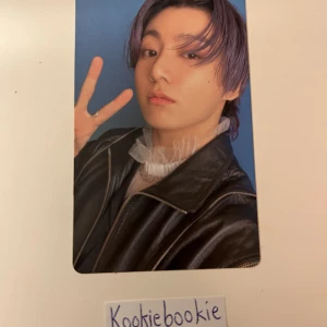 Jungkook photocard  - wts jk pc Tillgänglighet:✅  (säljer hela min kollektion!)💕