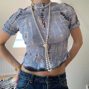 Tiedye tröja - Cool tröja med blå tiedye ✨