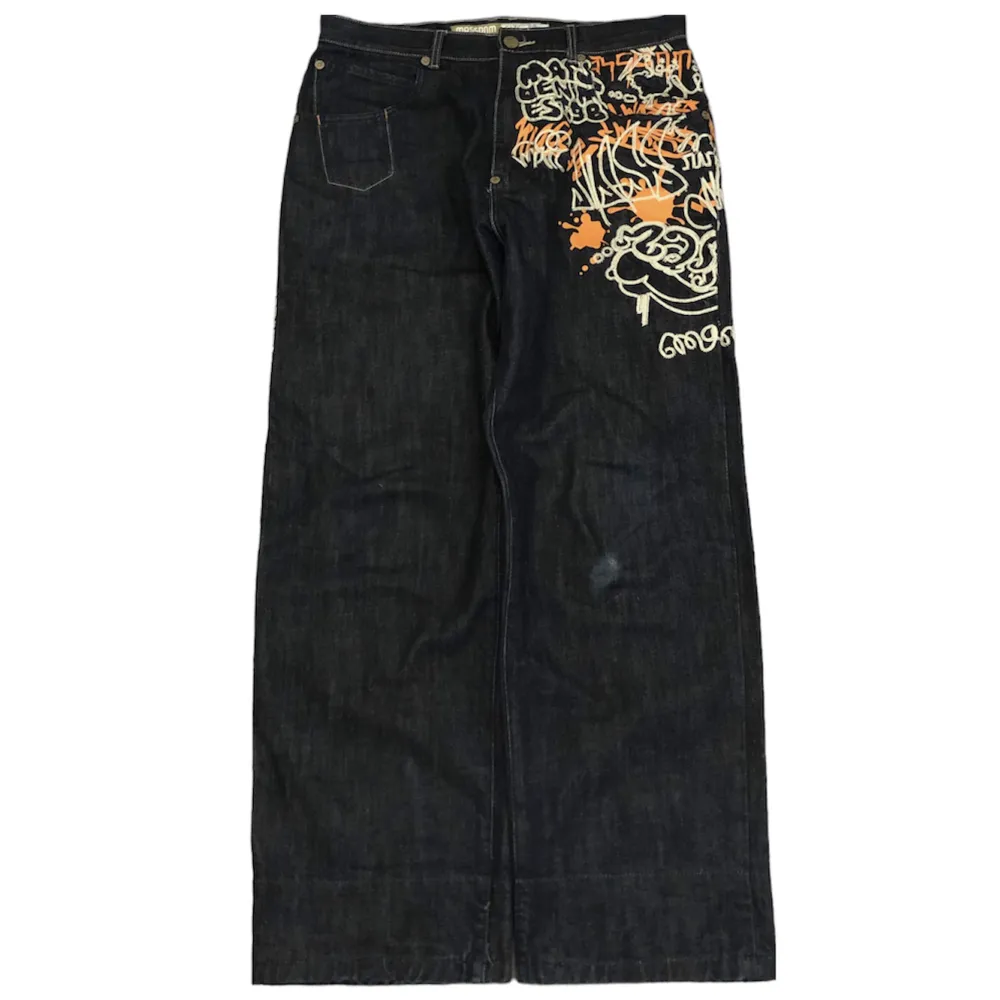 Baggy jeans med massa tryck från märket Massdenim. Storlek 36x34, benöppning 25cm. Använd gärna köp nu!. Jeans & Byxor.