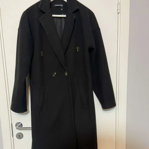 Kappa - Jättefin kappa har använt några få gånger men i fintskick och är inte nopprig alls💗 