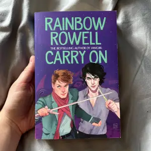Säljer Carry On boken av Rainbow Rowell då jag ej kommer läsa den. Bra skick! Boken är på engelska.