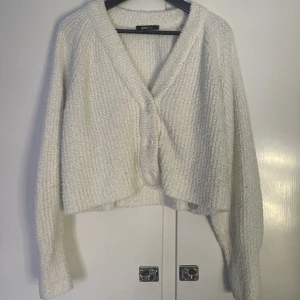 Fluffig tröja  - Fluffig tröja ifrån Gina tricot