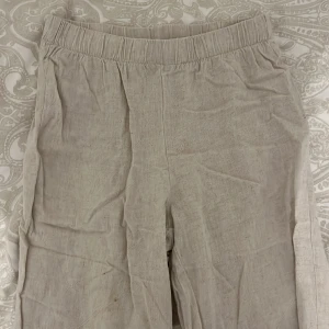 Linnebyxor  - beiga vida linne byxor. 