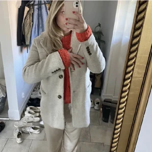 Kappa H&M - Fin men nopprig kappa från H&M! Fortfarande brukbar💕💕☺️