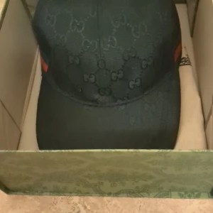 Gucci Keps  - Den är helt ny, finns i Stockholm 