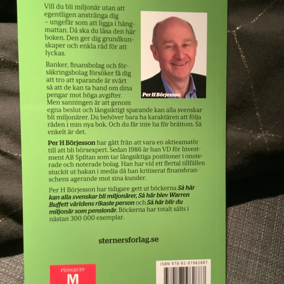 Ny bok. Funkar som julklapp! Se mina annonser! Billigt, jag Samfraktar!  - 90