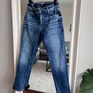 Jeans Herr - Nya jeans, använd 1 gång. Ny pris 899kr. Regular. 💙
