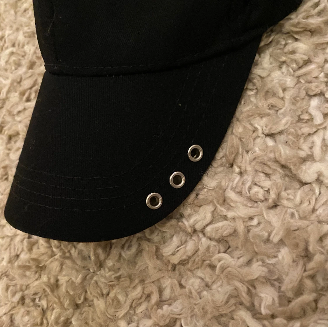 Svart keps  - 91