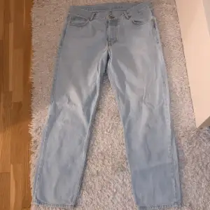 SWEET SKTBS Lose jeans, Storlek 32/M