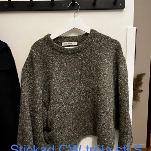 Stickad tröja  - Stickad tröja från Carin Wester stl M