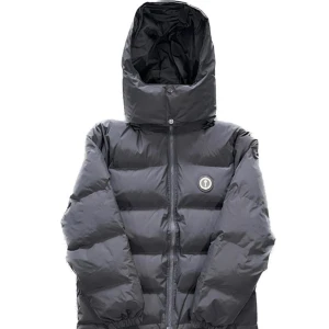 Trapstar jacka - Fin Trapstar jacka. Bra skick. Nästan oanvänd. Pris kan diskuteras. Frågor i DM