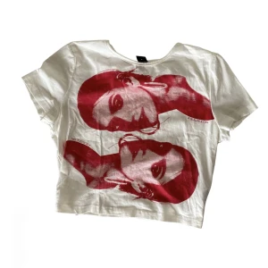 Babytee - Babytee utan skador eller fläckar