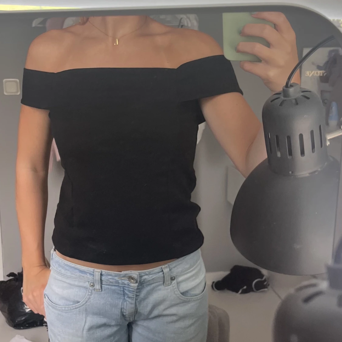 Off shoulder topp - 90