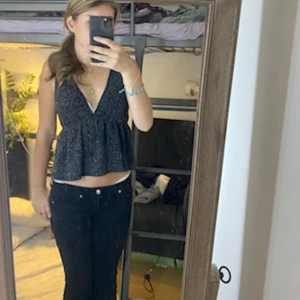 Fest linne  - Ett linne som aldrig någonsin kommit till användning, tycker om den jätte mycket men är inte min stil😇
