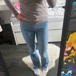 Bootcut jeans - Bootcut jeans, inga skador eller annat