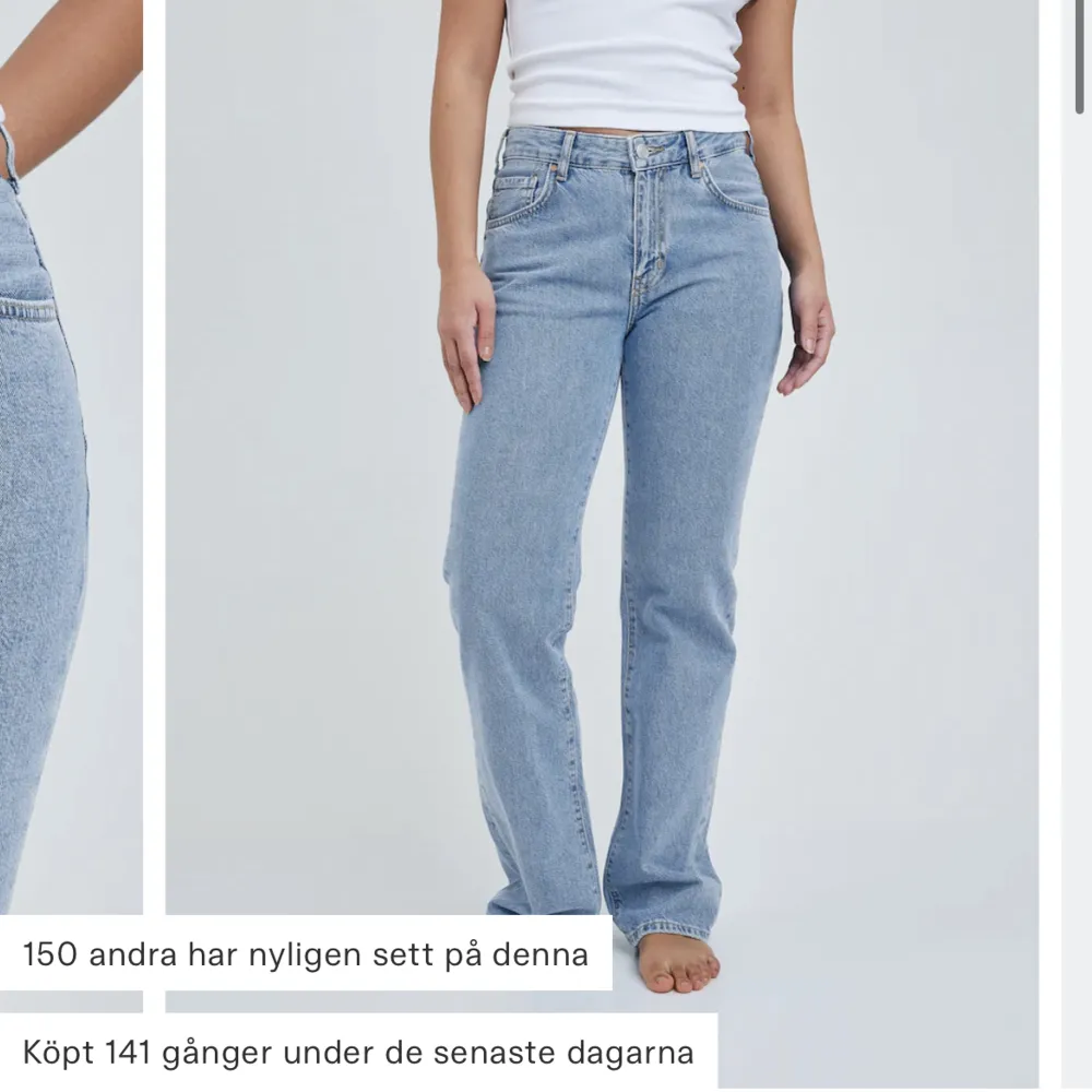 Fina jeans från bikbok köpt för 699kr men bara använda 3 ggr så säljer för 500kr. Jeans & Byxor.