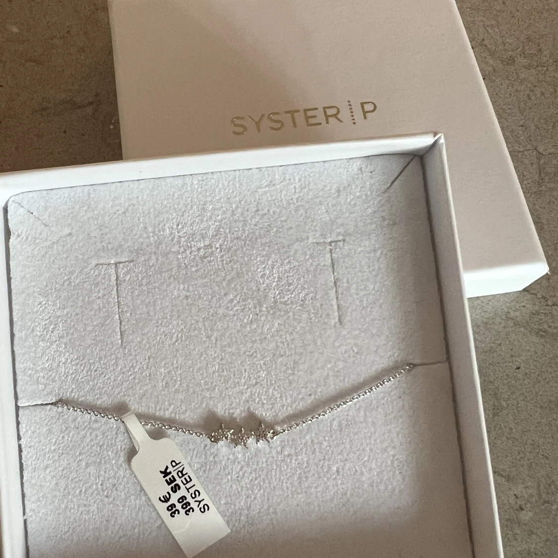 Syster P armband ”triple star” - 90