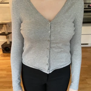Kofta  - Kofta från Vero Moda, storlek S, sällan använd❤️