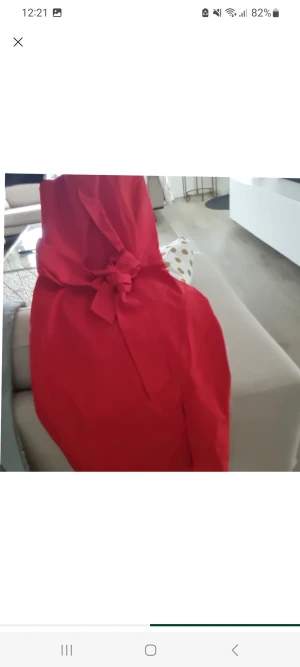 Helt ny röd klänning - Helt ny oanvänd klänning Strl 36 Perfekt till jul