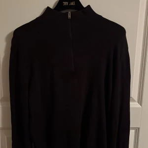 Selected zipup - Säljer min selected zip pga att det inte är min stil längre 