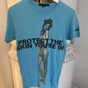 Marc jacobs T-shirt  - T-shirt från marc jacobs som knappt använts💕