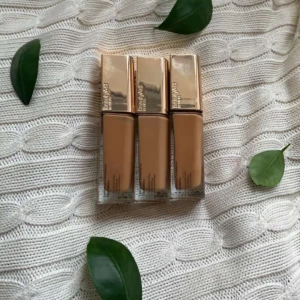 Skriv till mig så kan vi sätta pris tillsammans (Helt oanvända)  - Säljer dem pga att dem var för möra färger (det är i färgerna 17,12)