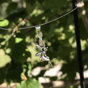Halsbandshängen - Vackra halsbandshängen/hängen av tibetanskt silver och silveromfattning. Nytt oanvänt och handgjort🌸kontakta gärna vid frågor☺️🌺50kr st 🧚🐚🌸🧜🏽‍♀️🦢🍃🐇🪷