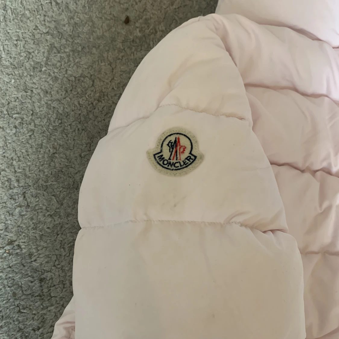 Moncler jacka  - 91