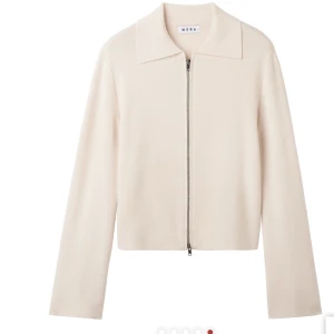 Wera cardigan - Jättefin och knappt använd. Köpt för 1000kr