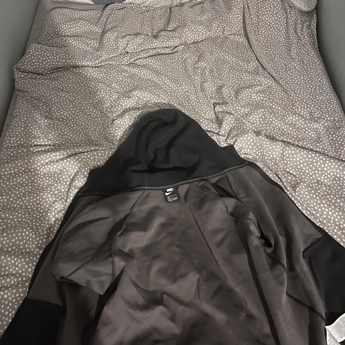 Nike tech kofta  - 90