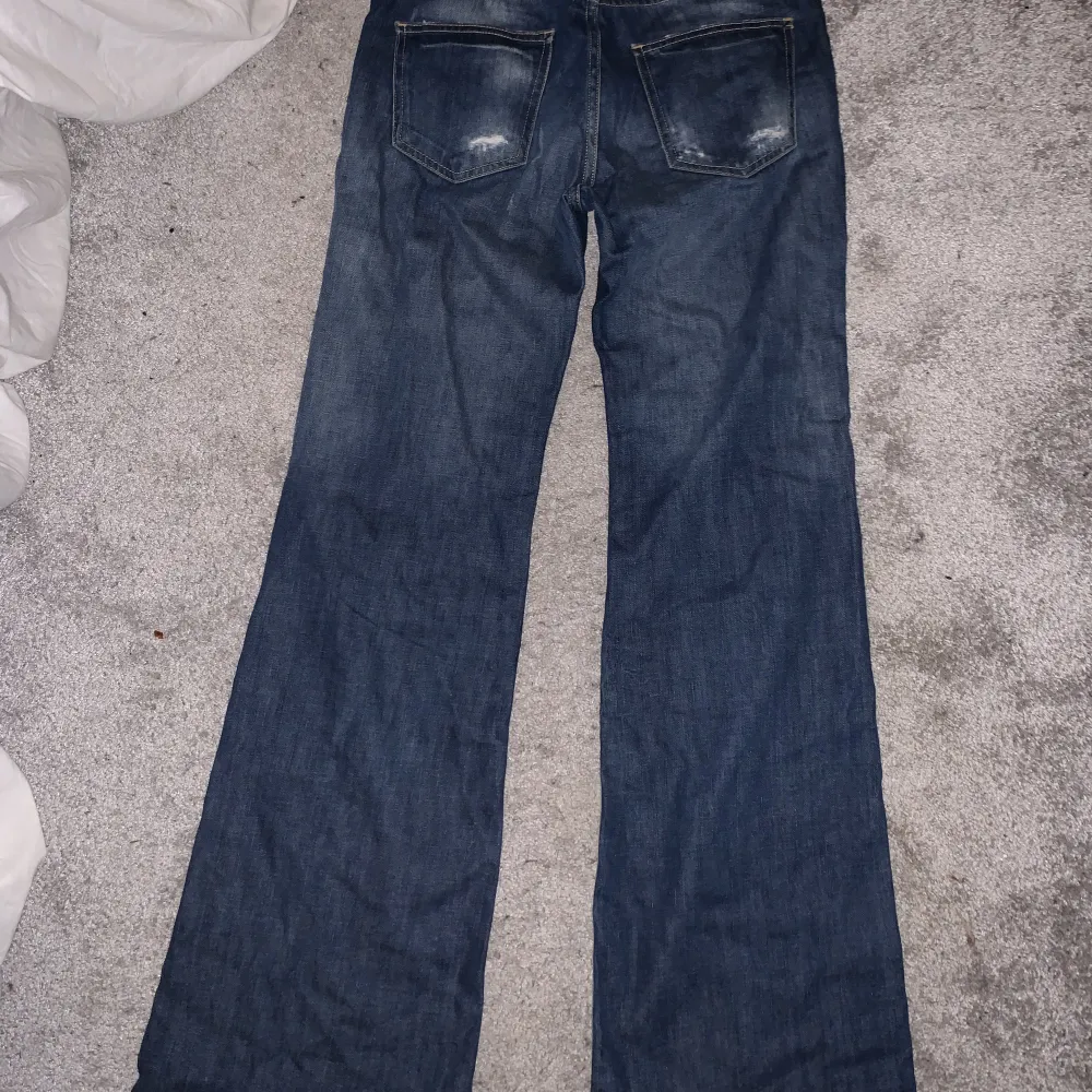 Ett par jätte fina vintage midwaist crocker jeans som tyvärr är för stora för mig:( Storleken ska vara 28/34 men är för stora så skulle säga att dem passar en 36 också) superfint skick!💕. Jeans & Byxor.