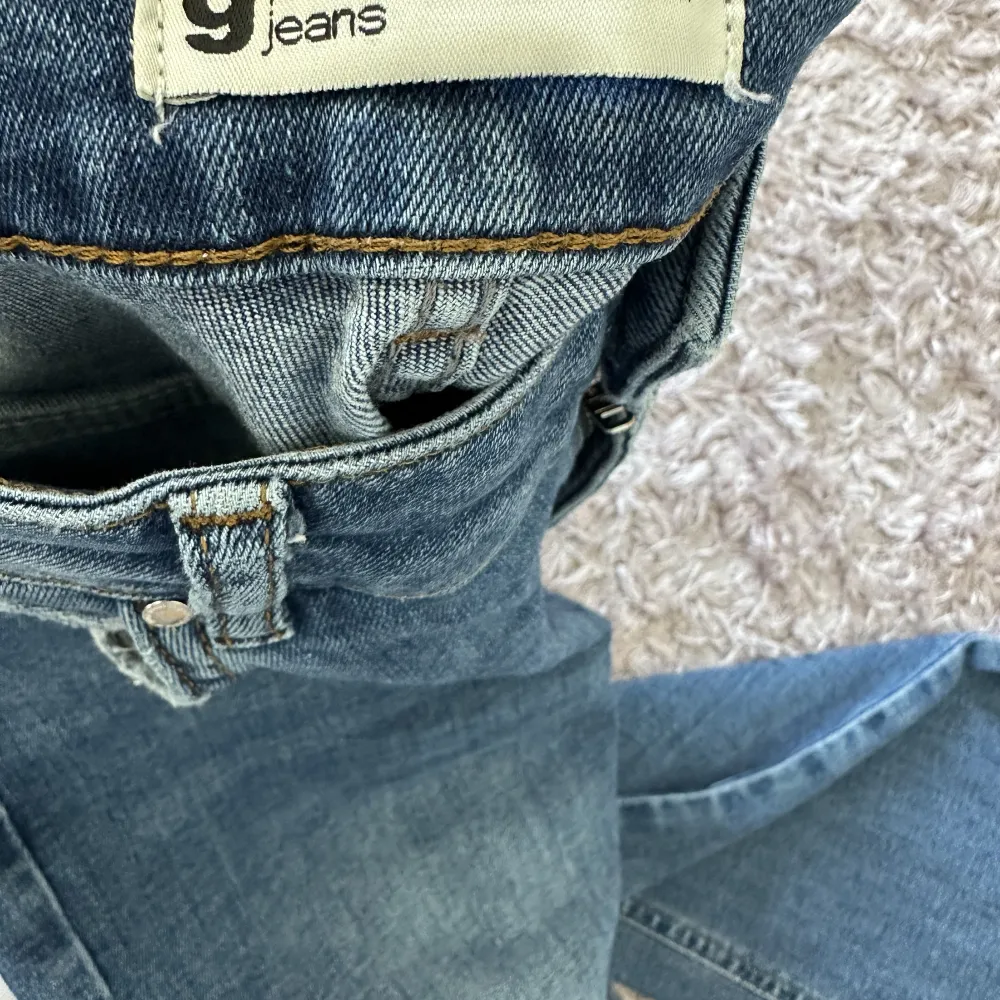 Bara använda ett par gånger. Som helt nya.. Jeans & Byxor.