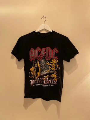 ACDC T Shirt - ACDC Rock tröja, använd 1 gång