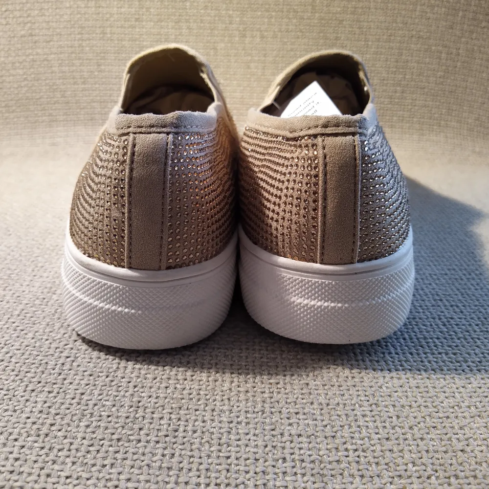 Helt nya BeBe Dam Diamond sneakers 41 . Skor.