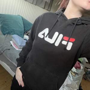 Äkta fila hoodie, bra skick 😇