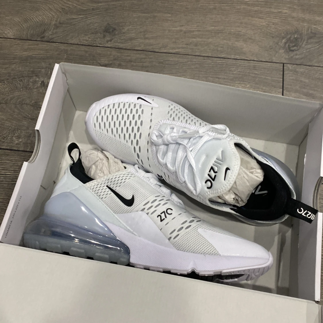 Nike air Max 270 helt nya orörda - 90