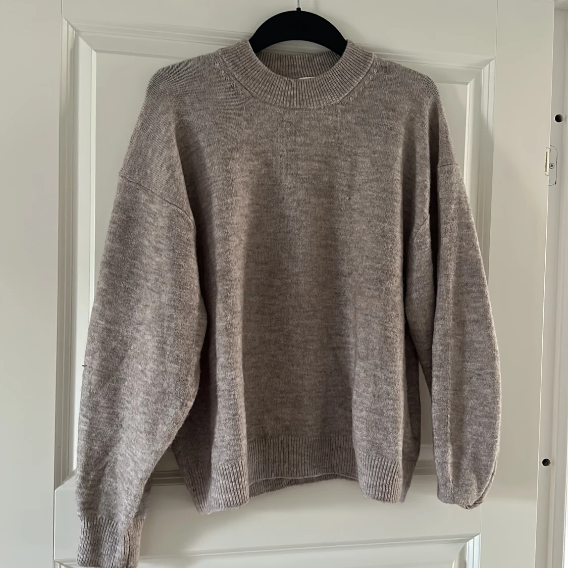Stickad tröja 