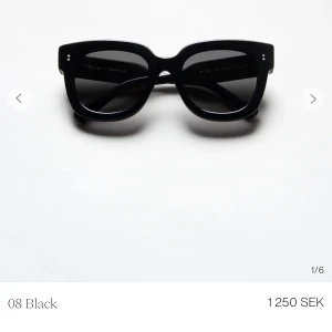 Chimi glasögon - Säljer nu mina svarta chimi solglasögon i modellen 08 som jag inte längre använder💕