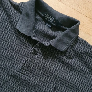 Ralph lauren piké tröja - Säljer nu min ralph lauren piké tröja eftersom den inte används nå mer