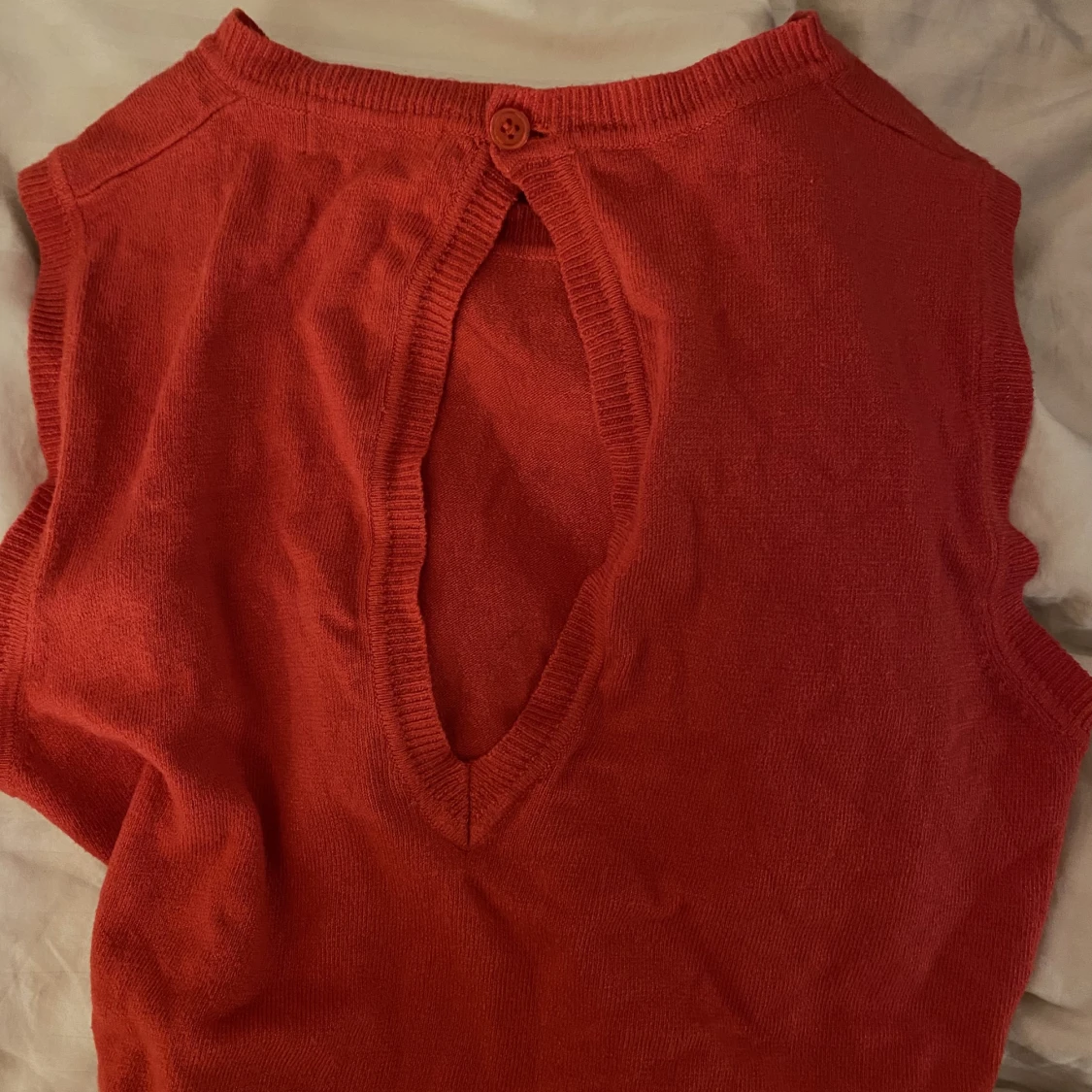 snyggt rött linne  - 91