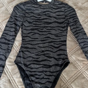 Festlig topp - En fin topp som har storleken xs