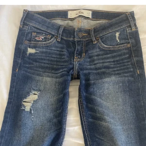 hollister jeans  - super coola hollister jeans i ett super fint skick❣️ vid frågat-skriv privat.