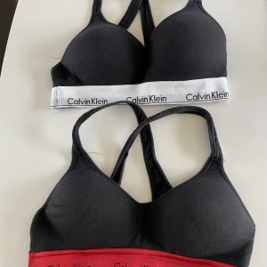 Calvin klein - 2 st calvin klein bh Båda stl M I bra beg skick
