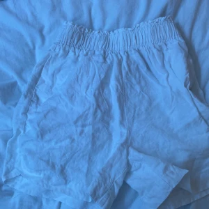 Linne shorts - Hm, storlek XS
