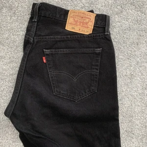 Levis jeans - Snygga Levis jeans som ör min pappas gamla, bra skick! Pris går att diskutera.