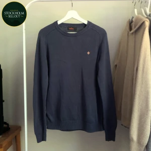 Morris tröja  - Säljer min jättesnygga stickade tröja från morris! Hör av er om ni har frågor! 