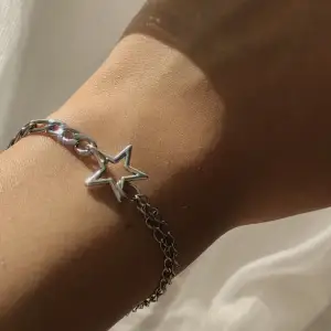 Handgjord One Star armband av rostfritt stål.🔗🌟Skicka gärna  armbandstorlek vid beställning💗 + Frakt: 15kr
