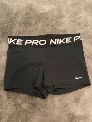 Nike shorts - Använda några gånger