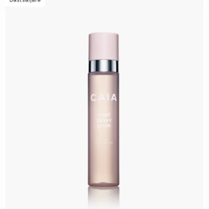 Caia settingspray  - Har en helt oöppnad settingspray från Caia ”that deyw look”. Säljer då jag använder en annan settingspray❣️
