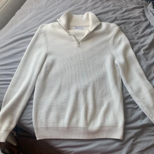 Zara halvzip stickad - Bra skick, nypris 500